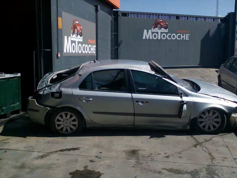 renault laguna ii (bg0) del año 2002