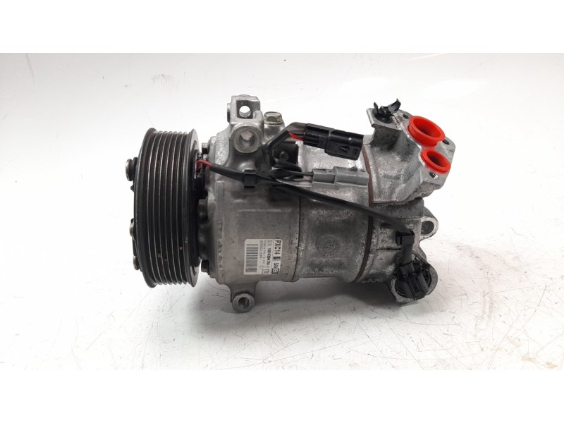 Recambio de compresor aire acondicionado para renault megane iv berlina 5p 1.2 tce energy referencia OEM IAM 926001268R 320024G 