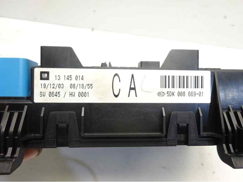 Recambio de caja reles / fusibles para opel astra h berlina enjoy referencia OEM IAM 13145014 5DK00866901 