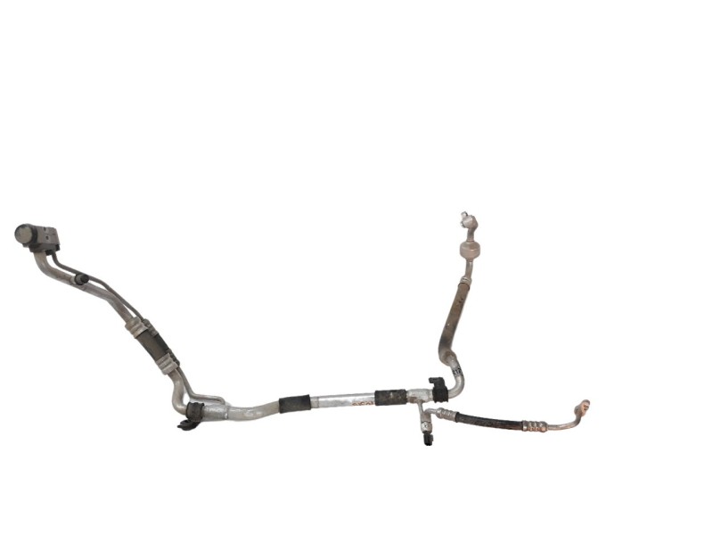 Recambio de tubos aire acondicionado para kia ceed 1.4 cat referencia OEM IAM 97775J7400  
