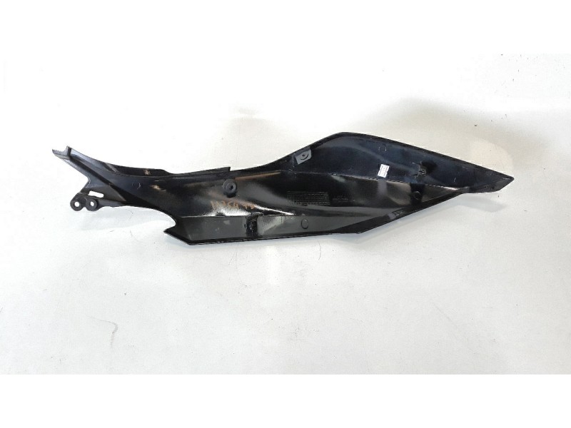 Recambio de moldura para kawasaki ninja 400 referencia OEM IAM 360410038  