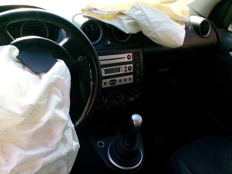 ford fiesta (cbk) del año 2005