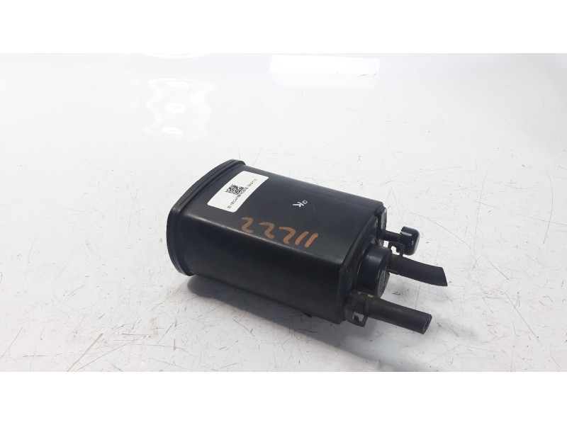 Recambio de filtro carbono activo para mahindra kuv 100 2wd nxt referencia OEM IAM 1001CAA15861N  