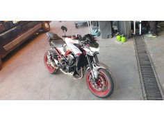 kawasaki z 900 del año 2022