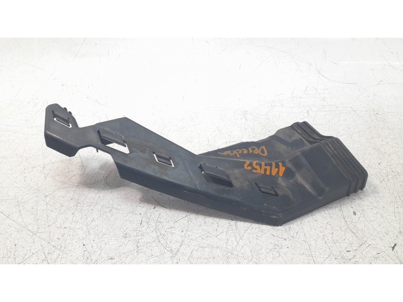 Recambio de soporte faro derecho para hyundai tucson 1.6 cat referencia OEM IAM 96552D7000  
