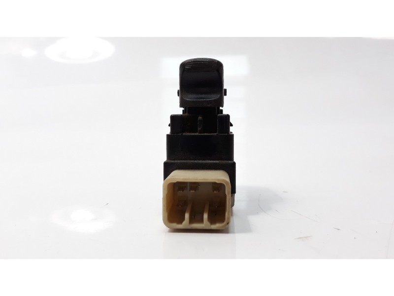 Recambio de mando elevalunas delantero derecho para daewoo lanos 1.5 cat referencia OEM IAM SLD215S45D  
