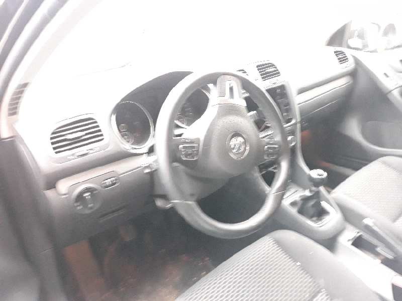 volkswagen golf vi (5k1) del año 2012