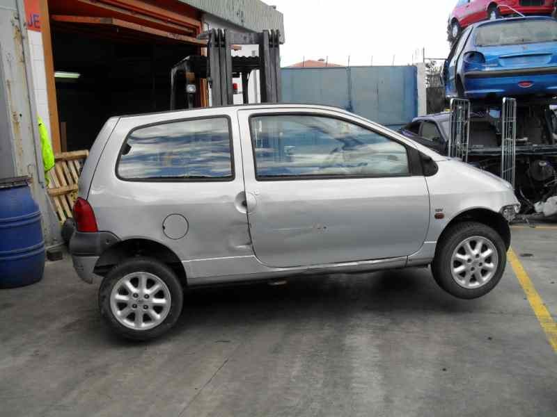 renault twingo (co6) del año 2001