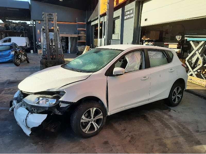 nissan pulsar (c13) del año 2015