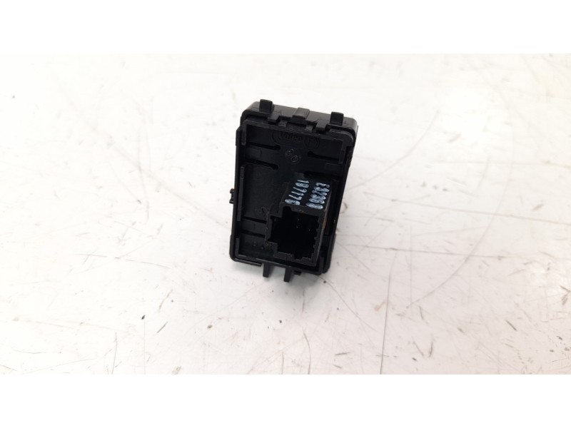 Recambio de mando elevalunas trasero derecho para renault megane iv berlina 5p 1.2 tce energy referencia OEM IAM 254214896R  