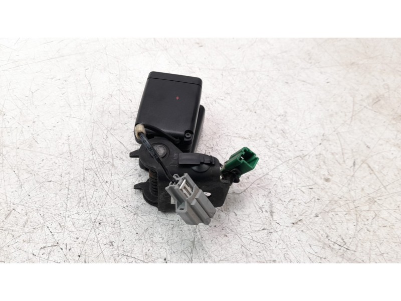 Recambio de enganche cinturon trasero derecho para land rover evoque referencia OEM IAM BJ32613K21AC  