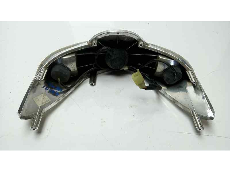 Recambio de piloto trasero central para honda vision 110 referencia OEM IAM S31262J575  