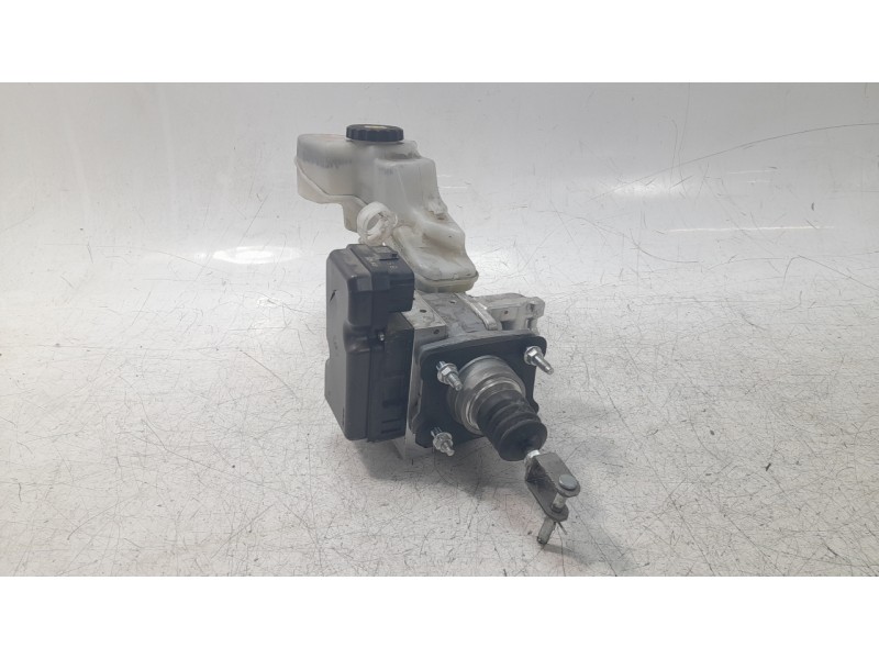 Recambio de bomba freno para toyota corolla (e21) hybrid style referencia OEM IAM 4705012580  