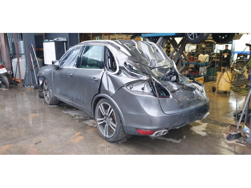 porsche cayenne (typ 92aa) del año 2014