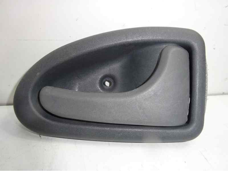 Recambio de maneta interior delantera derecha para renault kangoo (f/kc0) referencia OEM IAM 7700415774 125026 