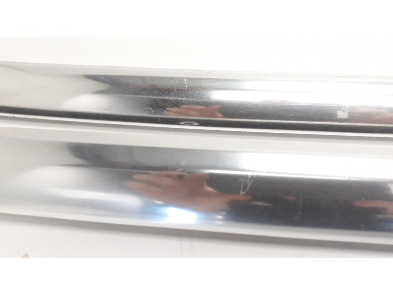 Recambio de barras techo para seat ibiza st (6j8) 1.2 tsi referencia OEM IAM 6J8860021E  