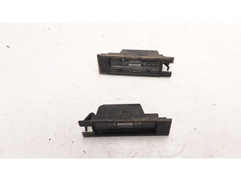 Recambio de piloto matricula para opel astra j lim. selective referencia OEM IAM 13251931  
