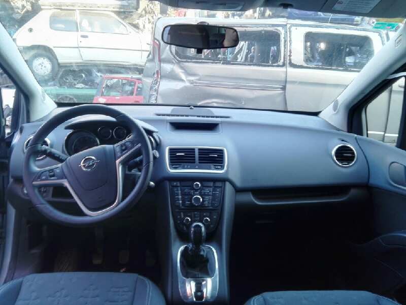opel meriva b del año 2010
