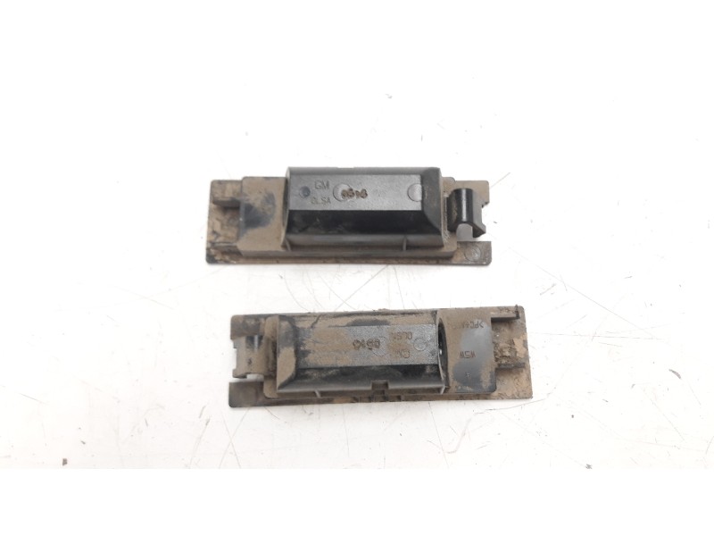 Recambio de piloto matricula para opel astra j lim. selective referencia OEM IAM 13251931  