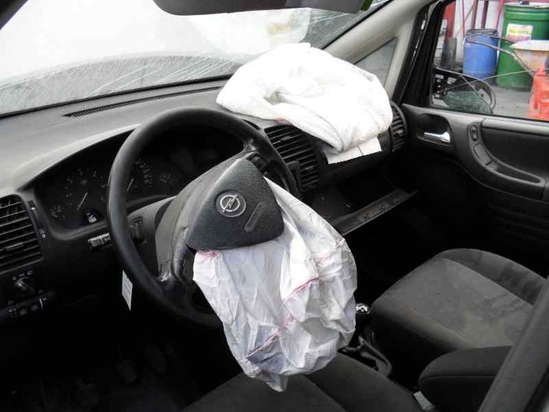 opel zafira a del año 2002