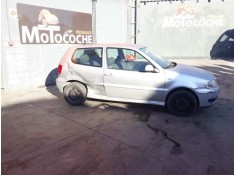 VOLKSWAGEN POLO BERLINA (6N2)