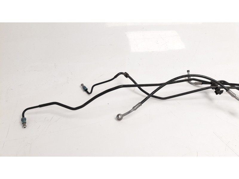 Recambio de tubo para bmw k 1600 gt/gtl referencia OEM IAM 8565076  