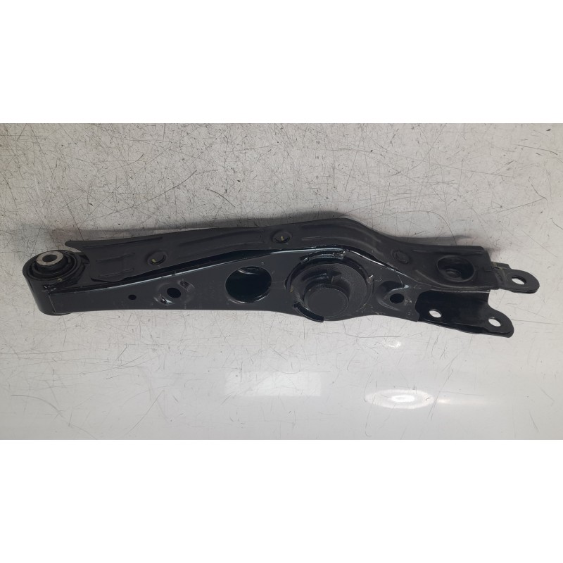 Recambio de brazo suspension inferior trasero derecho para hyundai tucson 1.6 crdi cat referencia OEM IAM 55220D3050  