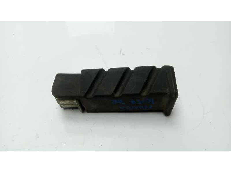Recambio de estribo para honda vision 110 referencia OEM IAM   