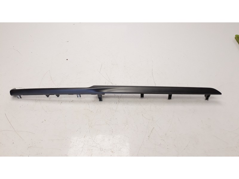 Recambio de moldura para mazda 3 lim. () 2.2 turbodiesel cat referencia OEM IAM BHN16491X  