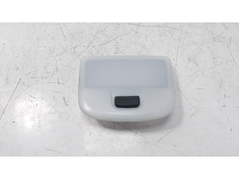 Recambio de luz interior para mahindra kuv 100 2wd nxt referencia OEM IAM 1702BAA00541N  