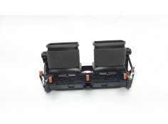 Recambio de rejilla aireadora para toyota corolla (e21) referencia OEM IAM 5567002830 5567002840  2