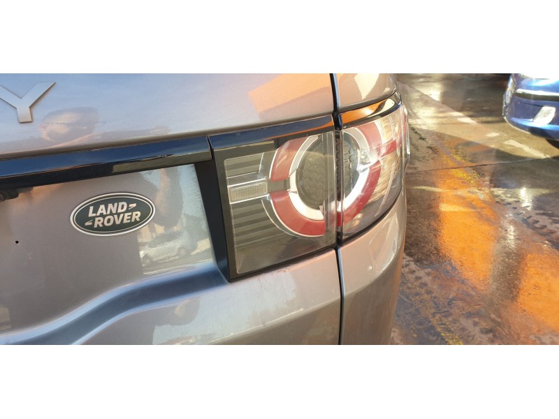 Recambio de piloto trasero derecho interior para land rover discovery sport hse referencia OEM IAM FK7213192BF  