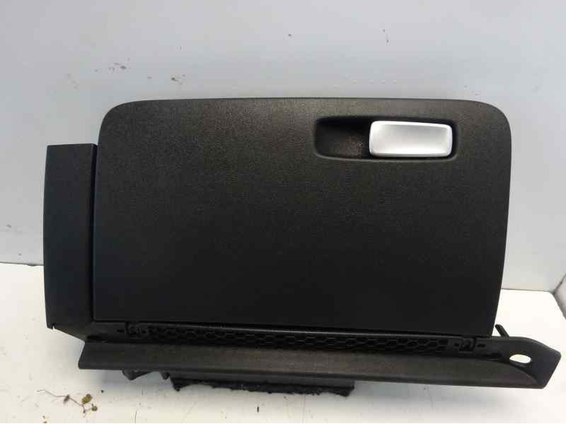 Recambio de guantera para audi a1 (8x) ambition referencia OEM IAM   