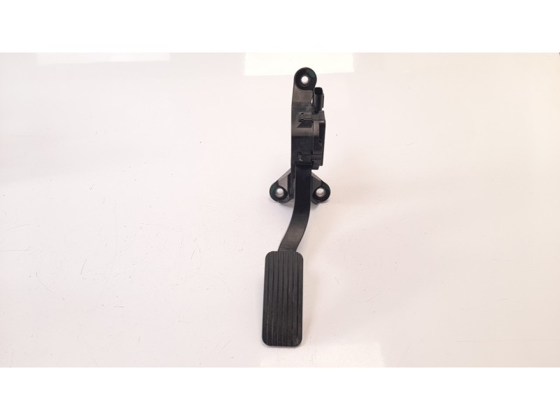 Recambio de potenciometro pedal para kia xceed 1.0 tgdi cat referencia OEM IAM 32700G4200  