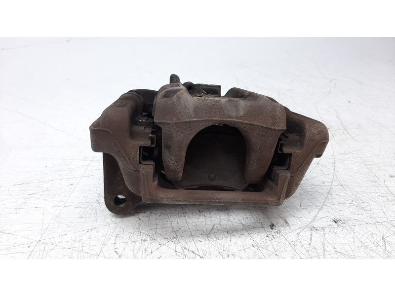 Recambio de pinza de freno trasera izquierda para citroen c4 picasso 1.2 12v e-thp referencia OEM IAM AE777006  