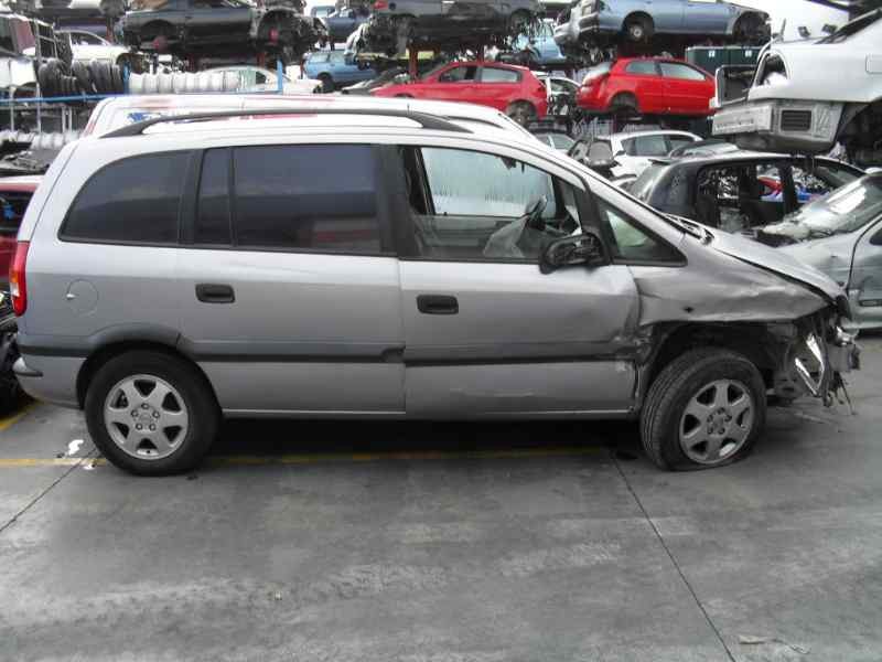 opel zafira a del año 2002