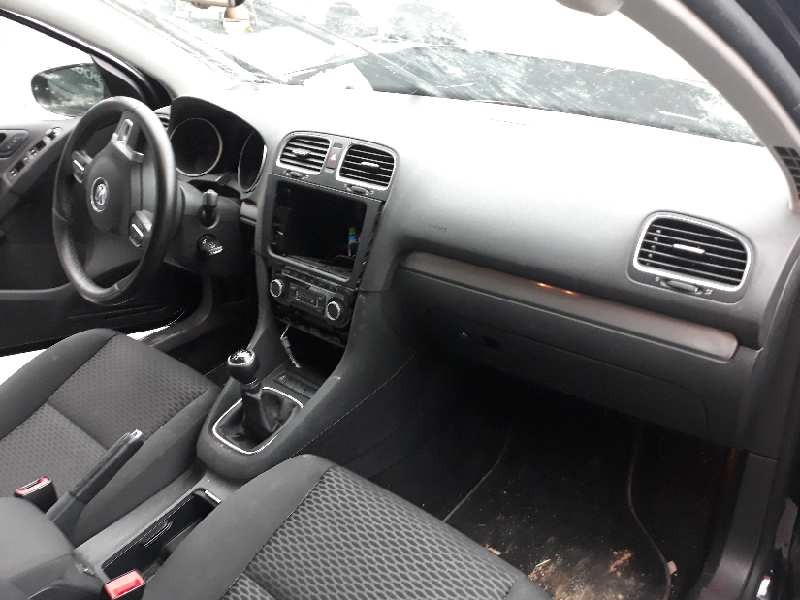 volkswagen golf vi (5k1) del año 2012