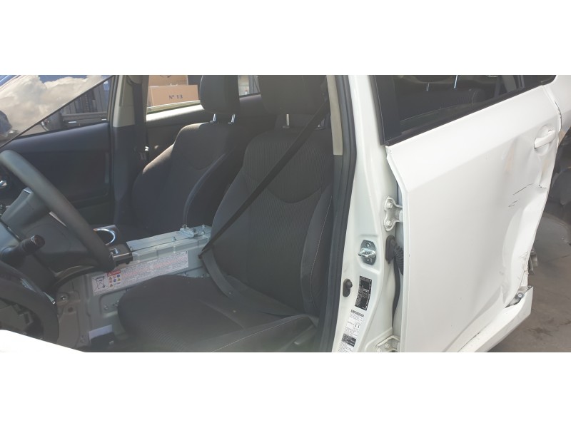 toyota prius+ del año 2021