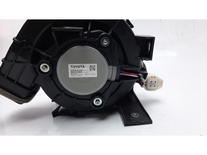 Recambio de ventilador calefaccion para toyota corolla (e21) referencia OEM IAM G923047050  