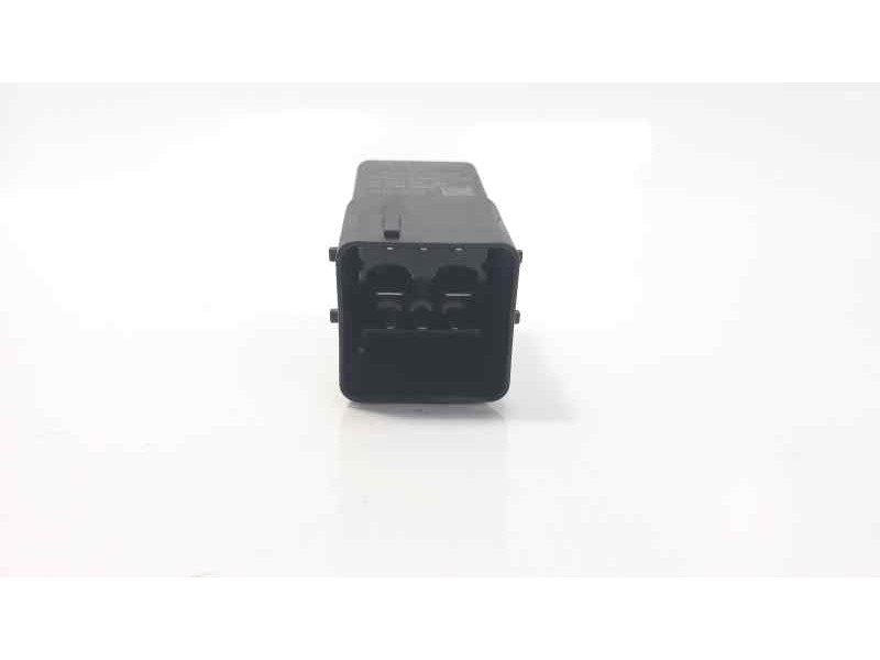 Recambio de rele para citroen berlingo cuadro club l2 referencia OEM IAM 9803299780 51299058A 
