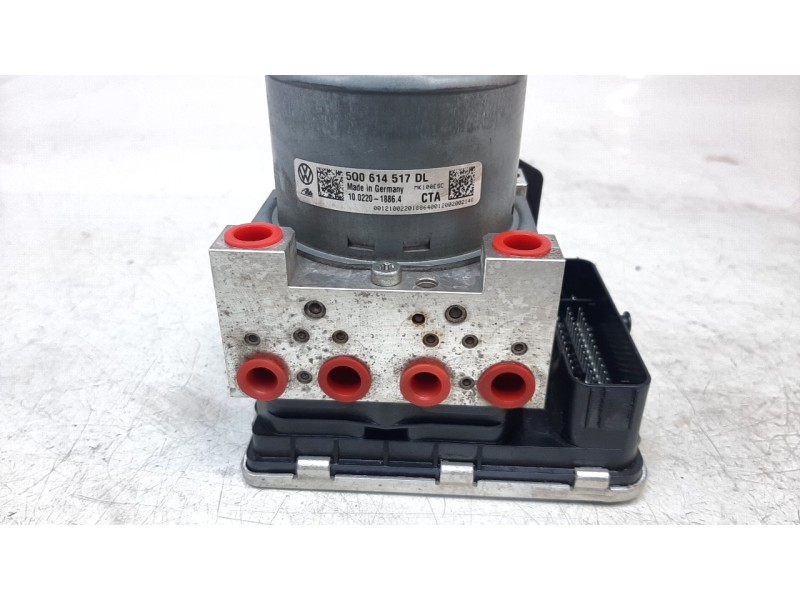 Recambio de abs para volkswagen tiguan 2.0 tdi referencia OEM IAM 5Q0614517DL  