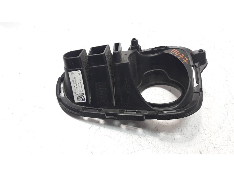 Recambio de rejilla paragolpes izquierda para kia rio (yb) 1.2 cat referencia OEM IAM 86523H8010  