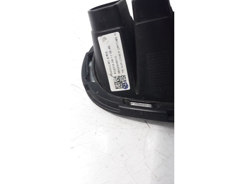 Recambio de rejilla paragolpes izquierda para kia rio (yb) 1.2 cat referencia OEM IAM 86523H8010  