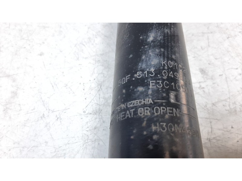 Recambio de amortiguador trasero izquierdo para volkswagen tiguan 2.0 tdi referencia OEM IAM 5QF513049BS  