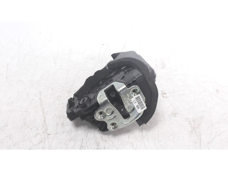 Recambio de cerradura puerta trasera derecha para kia rio (yb) 1.2 cat referencia OEM IAM 81420H8010  
