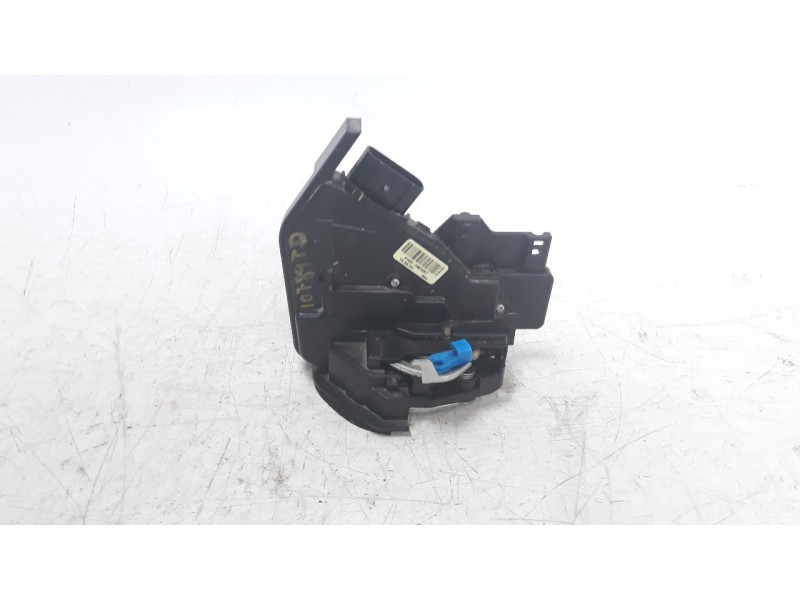 Recambio de cerradura puerta trasera derecha para kia rio (yb) 1.2 cat referencia OEM IAM 81420H8010  