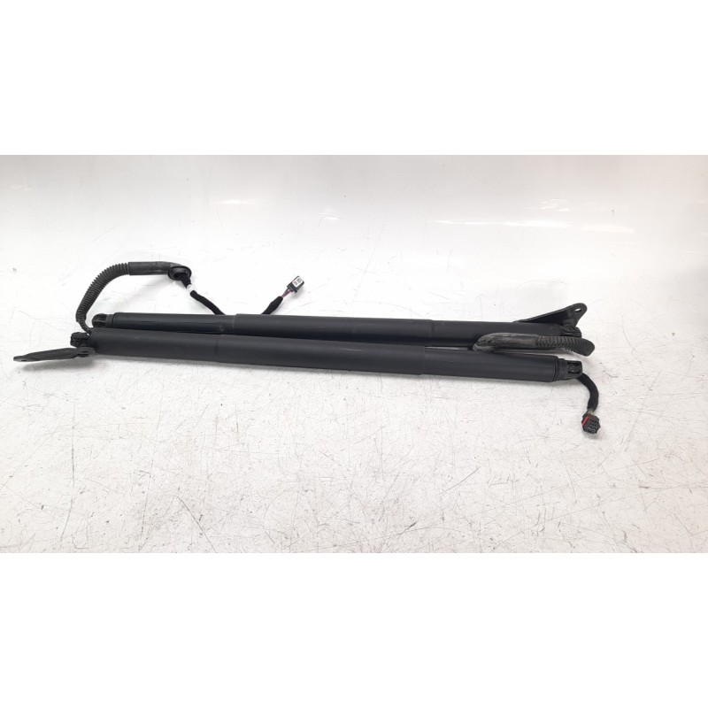 Recambio de amortiguadores maletero / porton para volkswagen tiguan 2.0 tdi referencia OEM IAM 5NA827428  