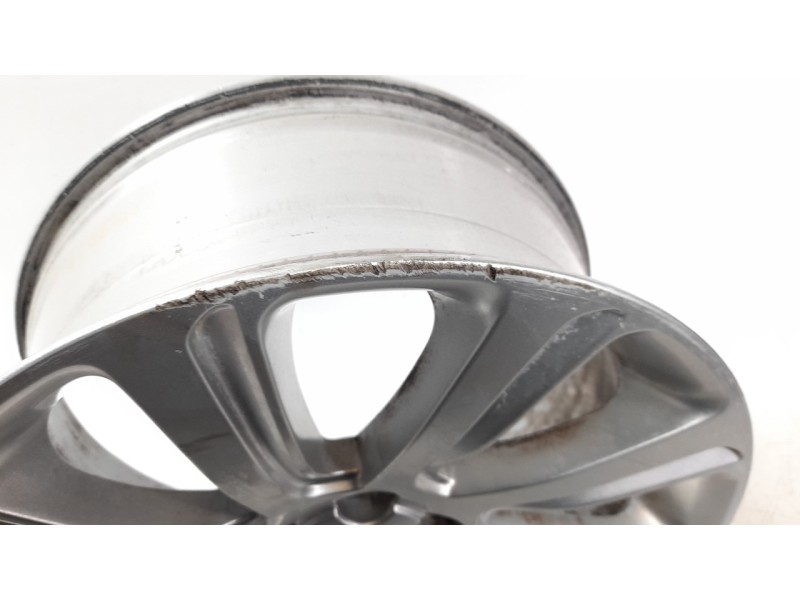 Recambio de llanta para land rover discovery sport hse referencia OEM IAM LR073531  