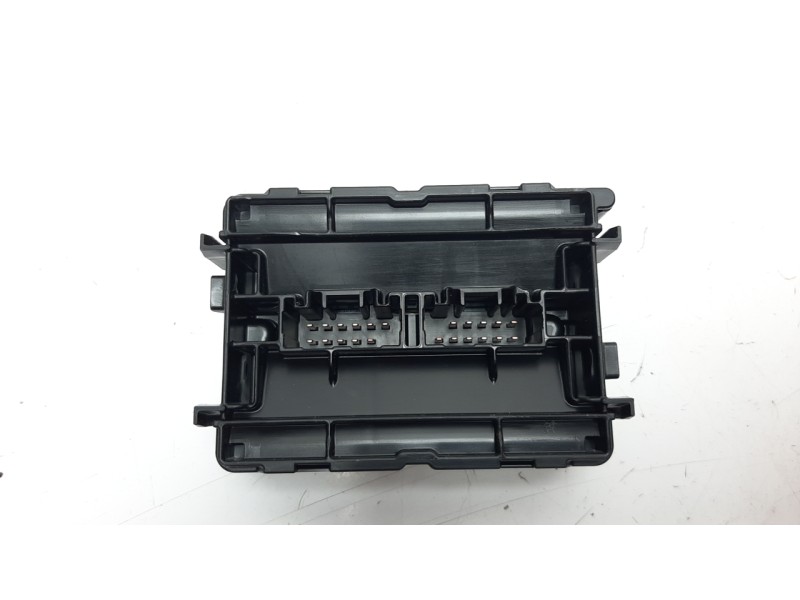 Recambio de rele para toyota corolla (e21) referencia OEM IAM 8264147050A  