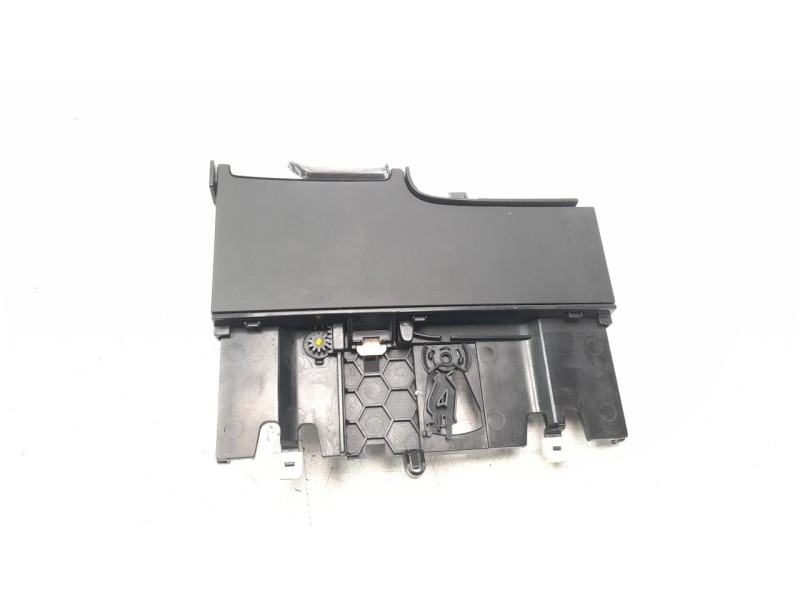 Recambio de cenicero para volvo xc60 referencia OEM IAM 31694582  